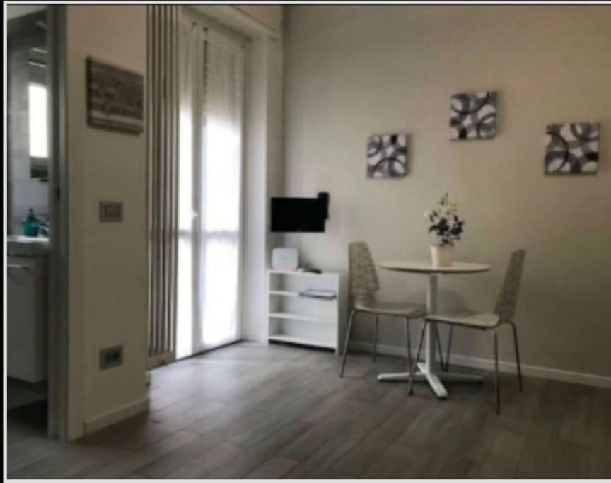 Lolo Apartment Милан Экстерьер фото
